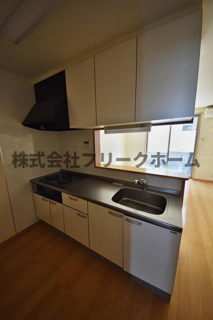 小金井市前原町４丁目のテラスのキッチン