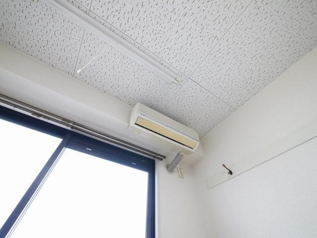ジュネス新大宮Aの設備|室内物干しです