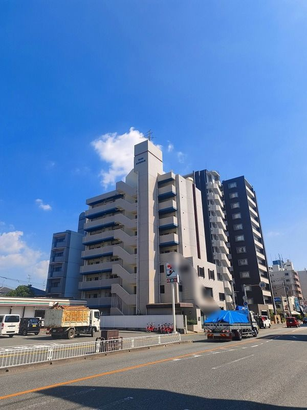サンアベニューの外観