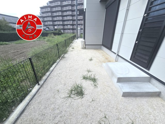 小郡市小郡第1-8棟（7号棟）の外観|お庭で自由な時間を過ごせます。