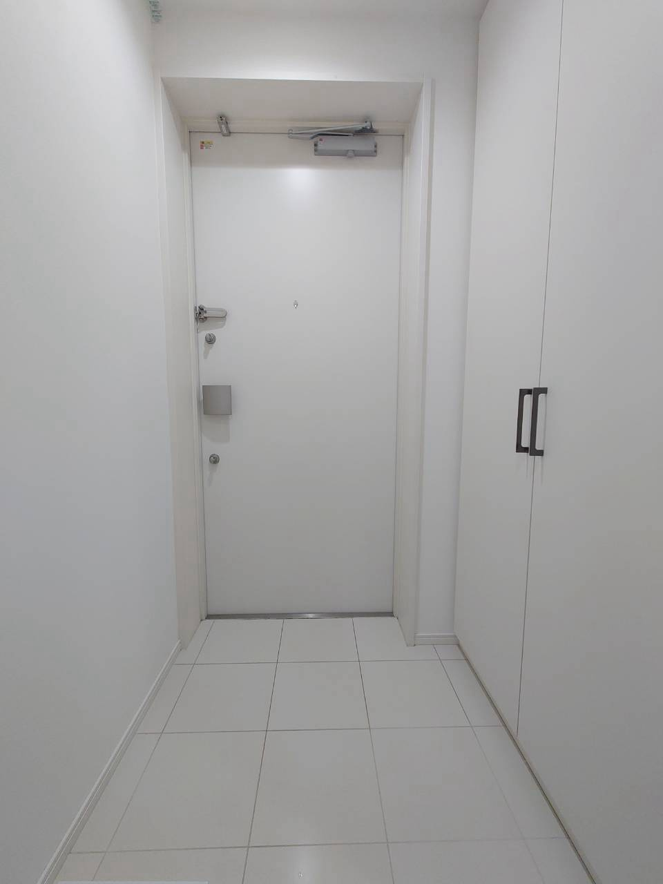【玄関】