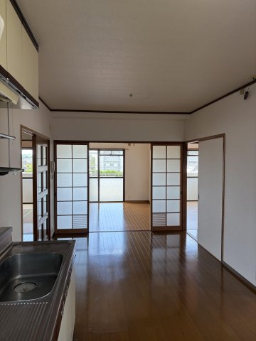 池松コーポⅠの居間・リビング