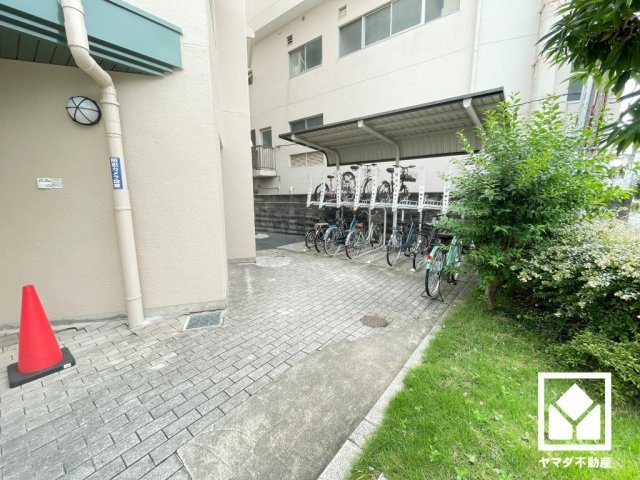 リラコート伊丹の駐輪場