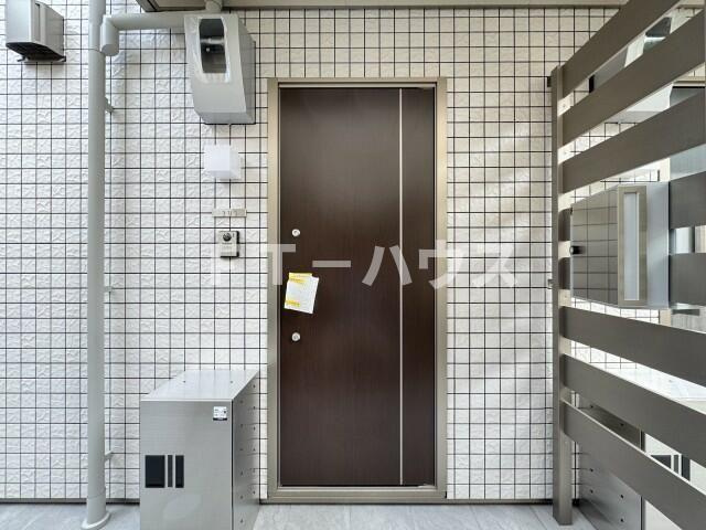 ポプリ中山の玄関