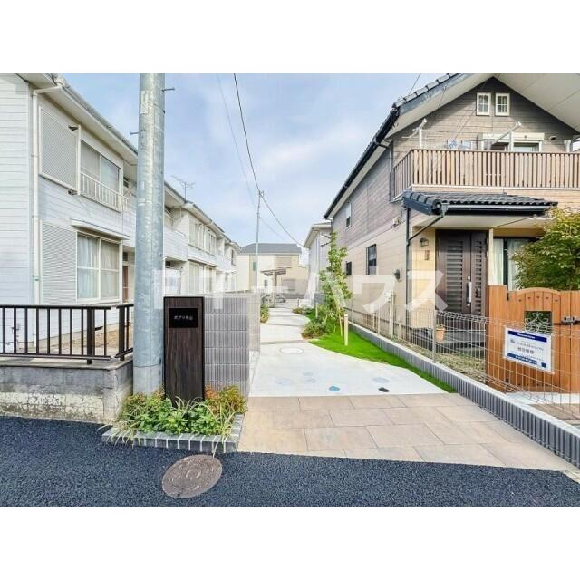 ポプリ中山のエントランス