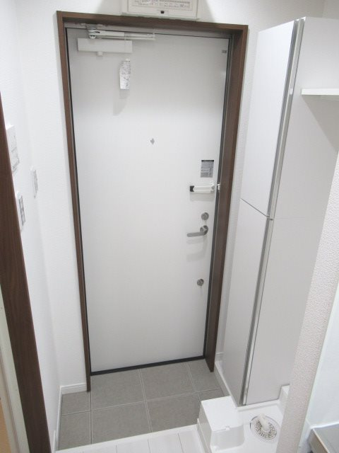 グランクオール町屋レジデンス の玄関