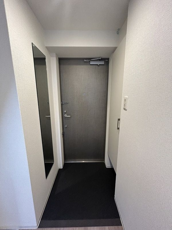 セレニテ神戸西クレアの玄関