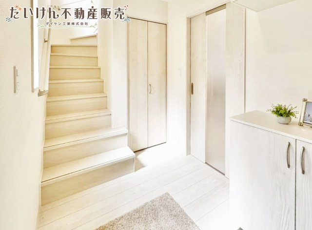 新築戸建　明石市魚住町中尾2期の玄関