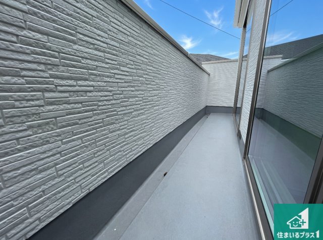 ■豊中市春日町　第3期　新築一戸建てのバルコニー|日当たりのよいバルコニー！お部屋が開放的に！