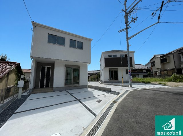 ■豊中市春日町　第3期　新築一戸建ての外観|安心の10年保証！外観を美しく保ち、雨水で汚れを落とします！気になることがありましたら、お気軽にお問い合わせください！