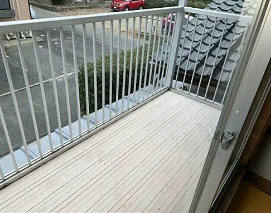 渡辺戸建のバルコニー