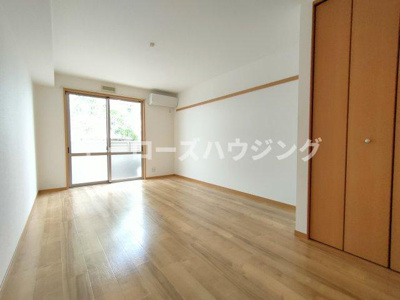 【居間・リビング】 | リヴェール曽根  | ※2026年9月中旬撮影！