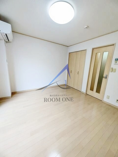 アンプルールフェール南船堀の居間・リビング|洋室のお部屋です。