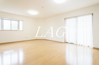 【居間・リビング】 | ル・リオン中野白鷺 | 洋室のお部屋です。