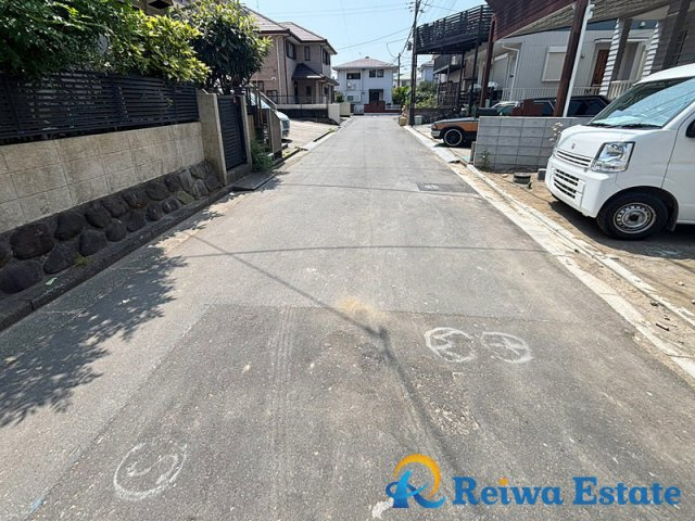 新築戸建　茅ヶ崎市浜須賀　全2棟の前面道路含む現地写真