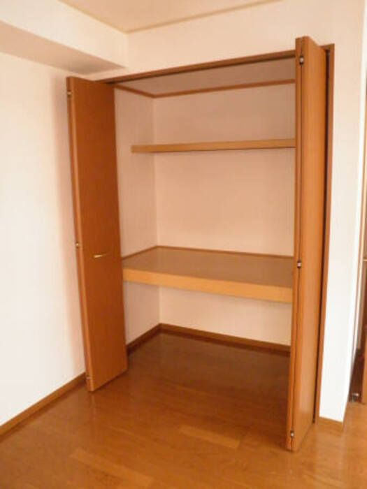 クレール赤羽の収納