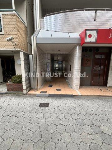 AXISライフ天満橋のエントランス|毎日通るエントランスはこのようになっています