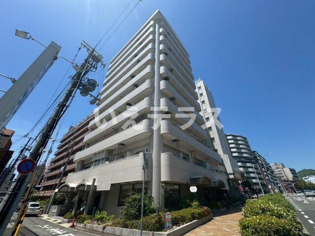 ロイヤルヴィレッジのエントランス