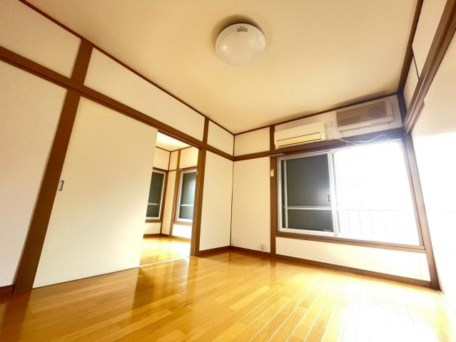 Ｍハイツの居間・リビング