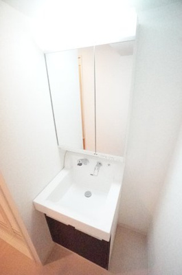 【独立洗面台】 | セザン新町 | ※同物件・同タイプの写真です。