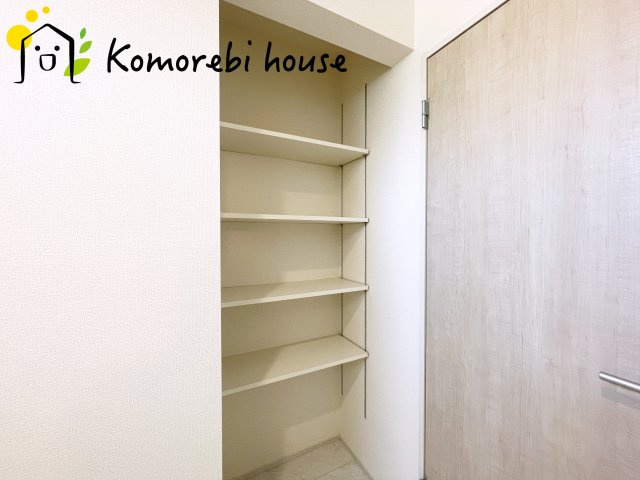 上尾市中妻5丁目　新築一戸建て　ブルーミングガーデン　01の収納|26.9.14