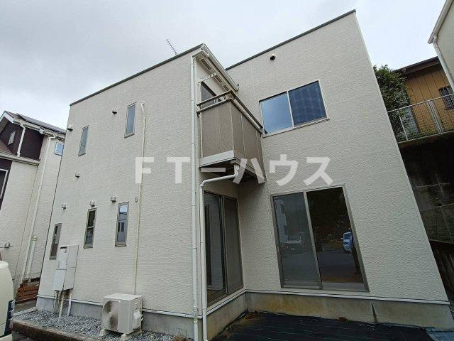フロンティア　タウン法典
