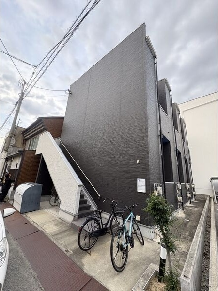 尼崎市北大物町のアパート