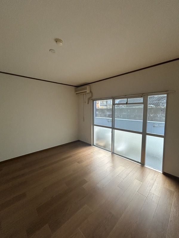 サン松香台のエントランス