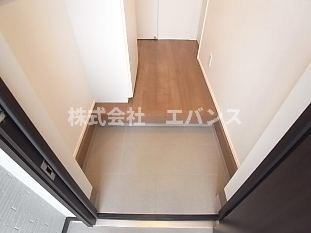 【玄関】 | Kolet千葉仁戸名町 | 収納もある玄関です