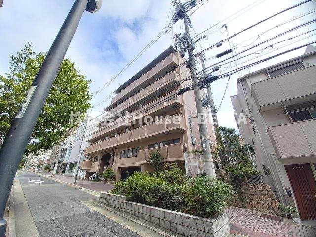 中山手ミオ壱番館の外観