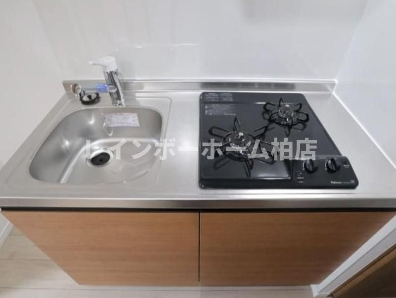 特典：仲介手数料が無料です!!のキッチン|同建物。参考写真。