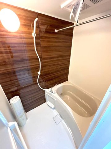 千葉市中央区院内１丁目の賃貸マンションの浴室