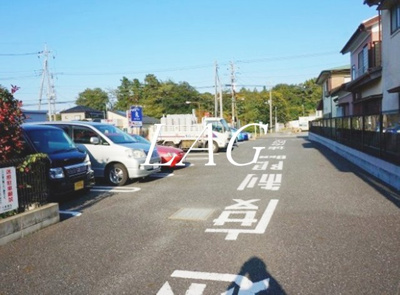 【駐車場】 | カスタナール | 駐車場です。