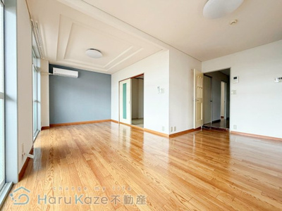 【居間・リビング】 | エスポア保呂【名古屋市賃貸・重量鉄骨造】