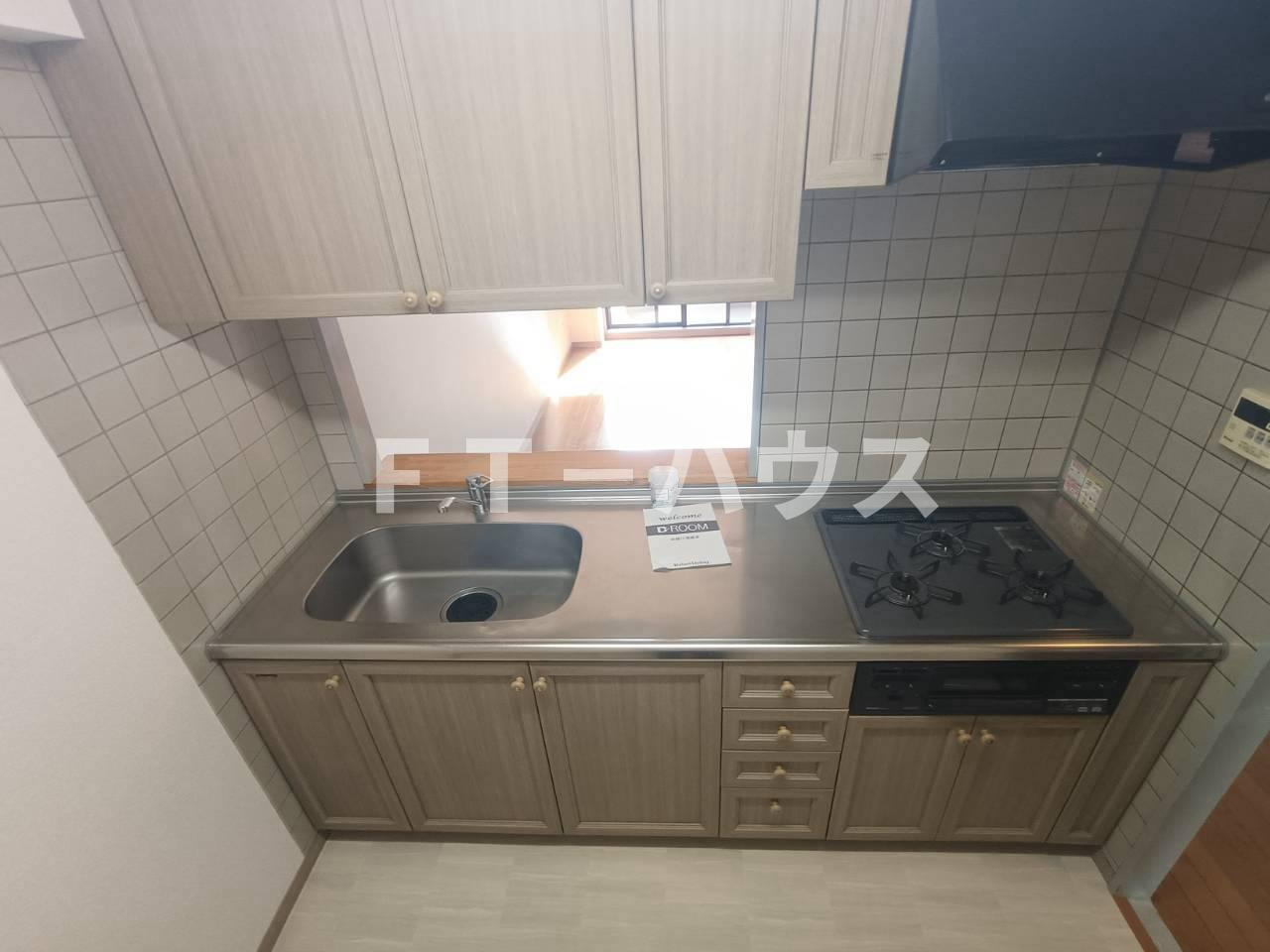 フジ・ヴェール毘沙門堂のキッチン