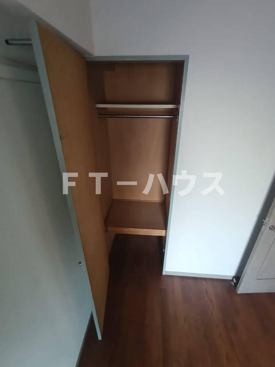 フジ・ヴェール毘沙門堂の収納