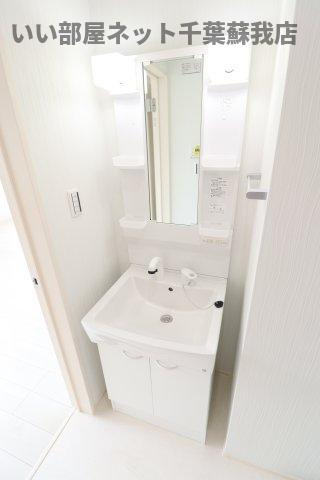 ファーストアップレジデンスの洗面所|朝の身支度に欠かせない独立洗面台♪