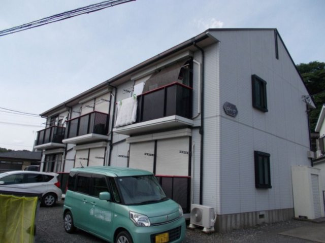 エステートピアの駐車場