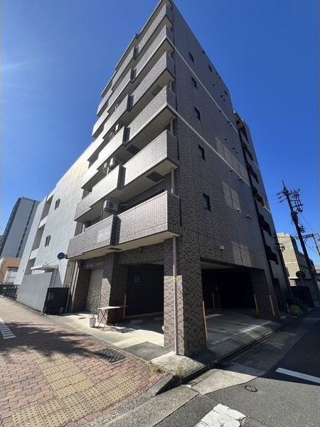 マノアール今池の外観