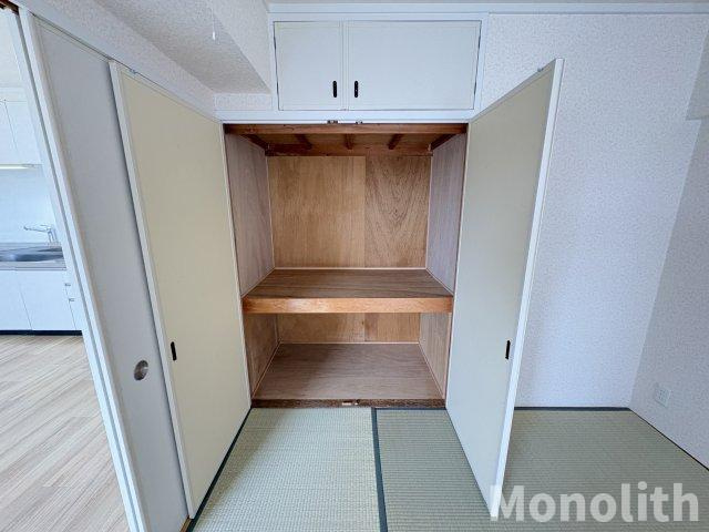 泉北鴨谷台３丁6号棟の収納