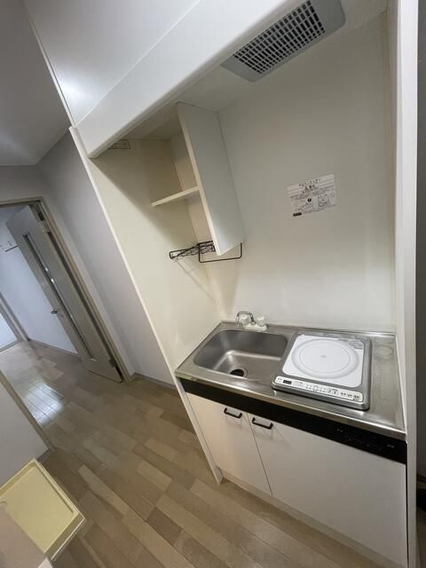 ヴィレッジハウスハウス八千代２９６Ｂ棟のキッチン