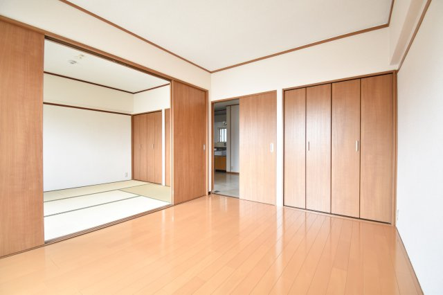 新住之江マンションの寝室