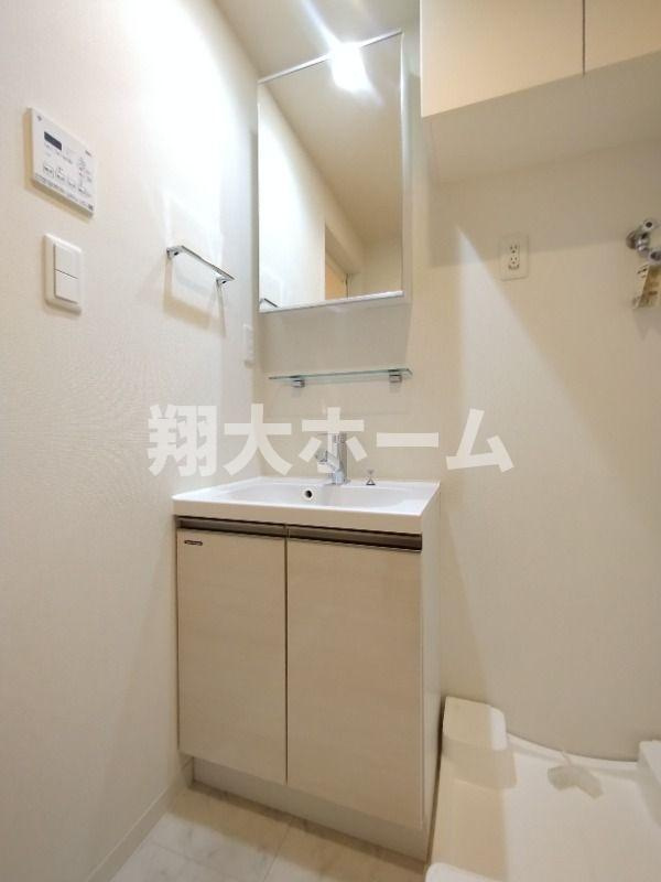 クレイシア入谷の洗面所