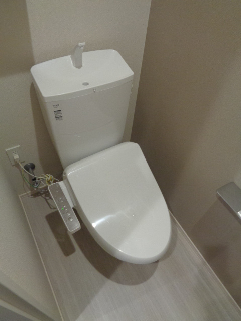 へーベルバッハ山崎のトイレ|トイレは嬉しい温水洗浄便座（別号室同仕様）