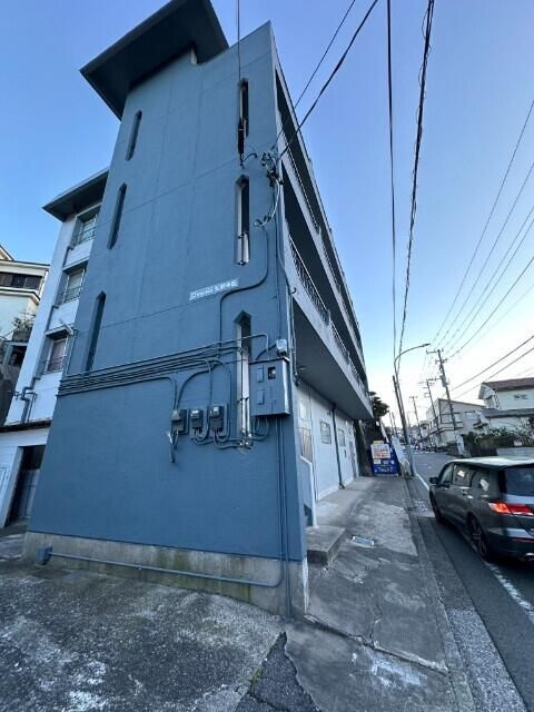 クロノス弘明寺西の外観
