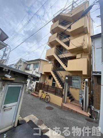 ラムール西山町の外観