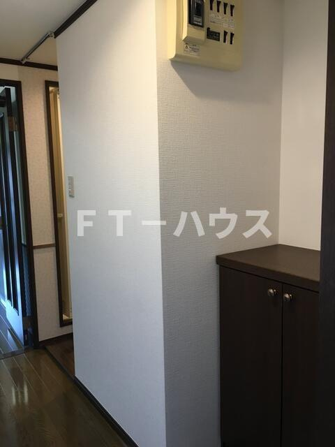 ルーラル七番館の玄関