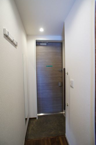 リガーレ柏の玄関