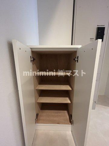 コンフォータブル阿波座の収納