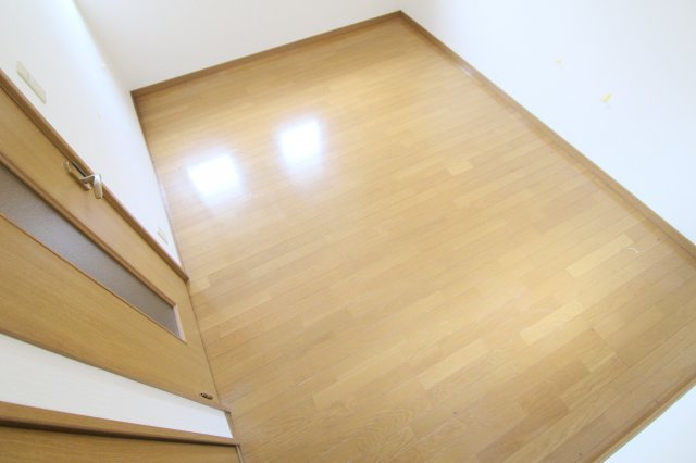 メゾン小泉の洋室|別部屋の参考写真です。